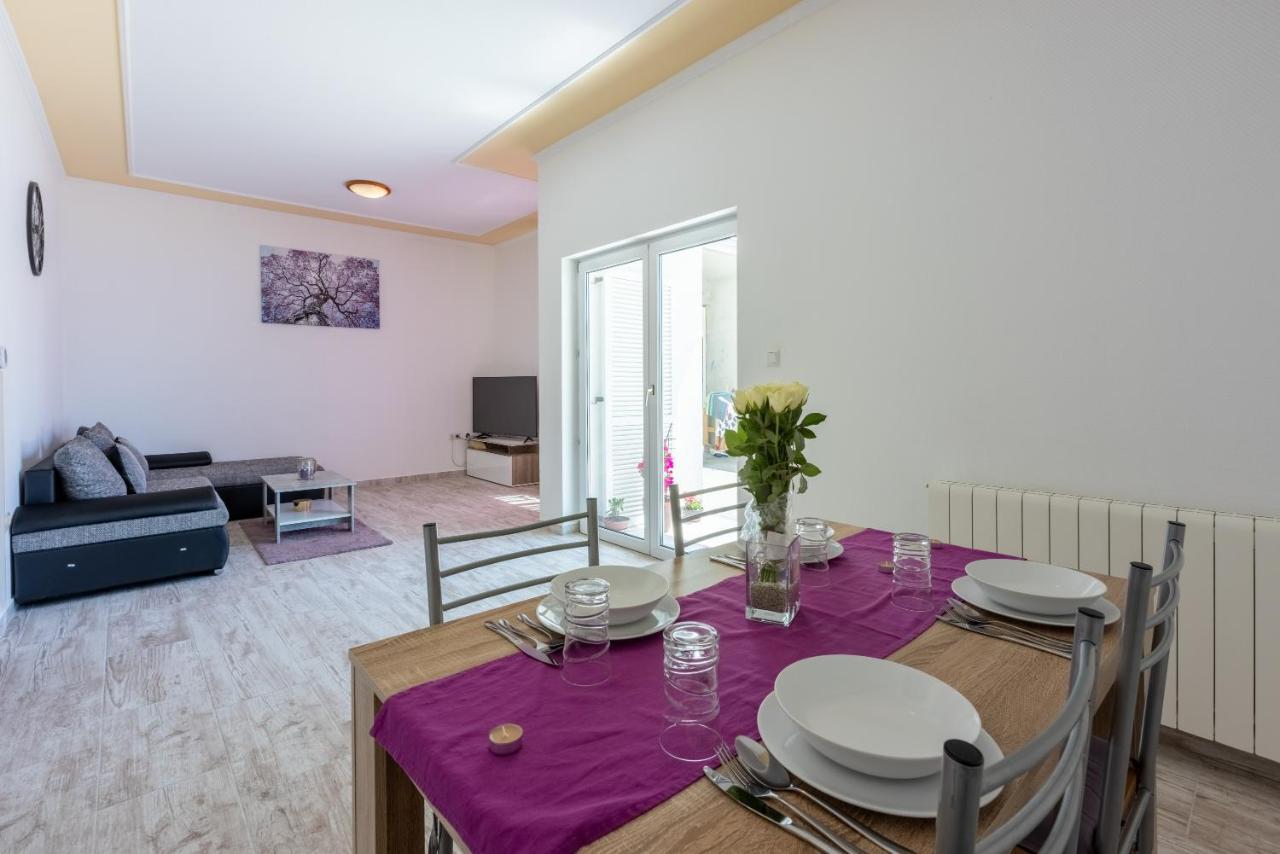 Apartments Antonija Crikvenica Luaran gambar